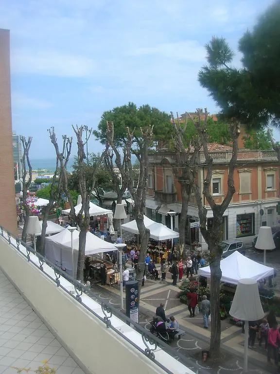 Residence Suisse Cattolica 0*,