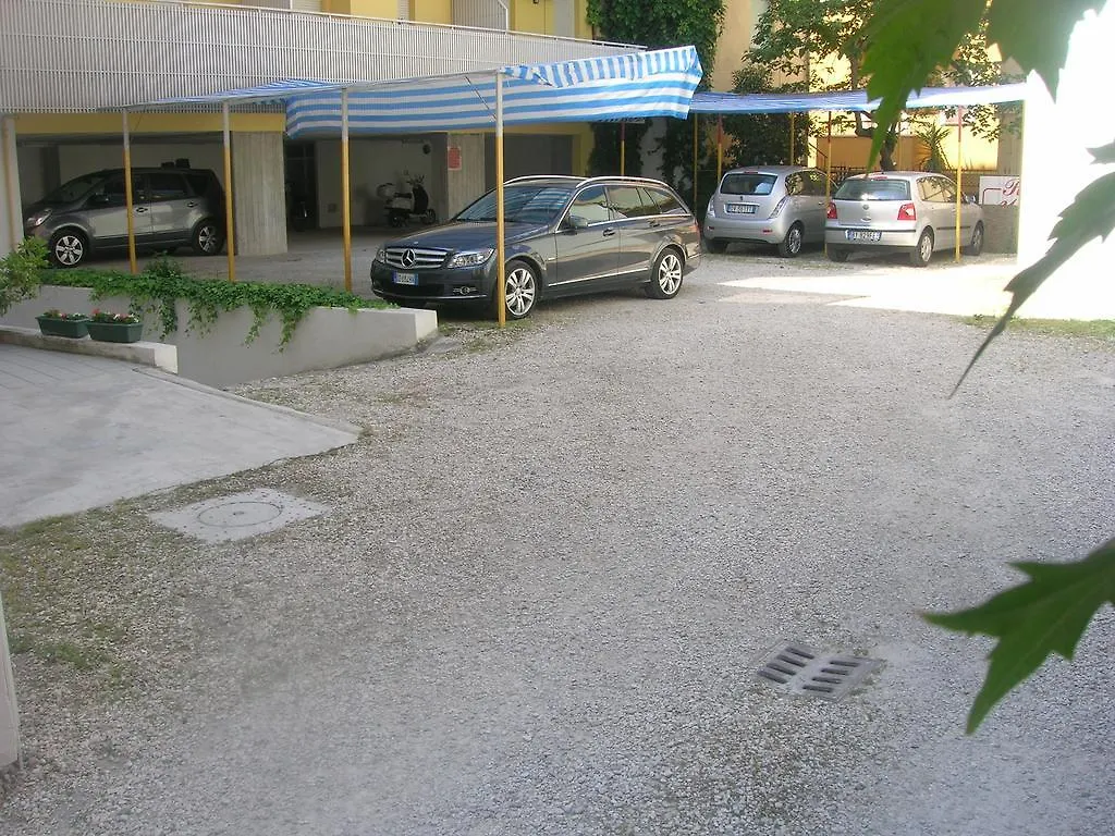 Residence Suisse Cattolica Holiday home