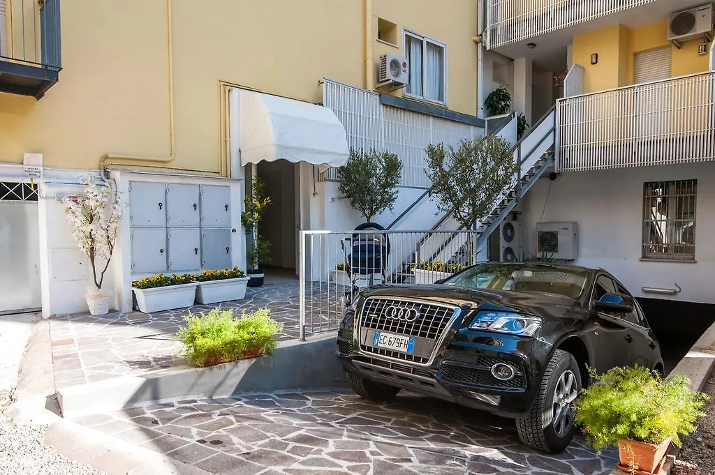 Holiday home Residence Suisse Cattolica Italy